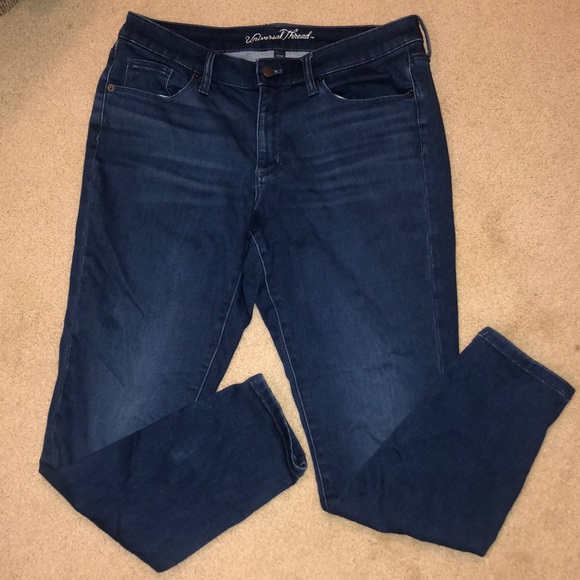 Universal Thread Comfortable Blue Jeans - Picture 1 of 8